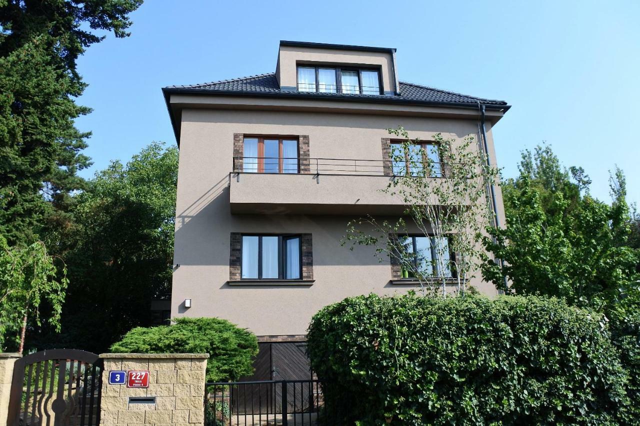 APARTMÁN V ZAHRADĚ PRAHA TROJA - APARTMENT IN THE GARDEN PRAGUE Troja Praga Exterior foto