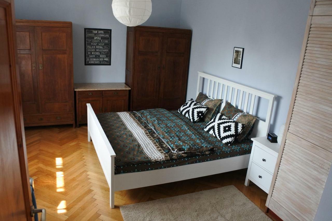 APARTMÁN V ZAHRADĚ PRAHA TROJA - APARTMENT IN THE GARDEN PRAGUE Troja Praga Exterior foto