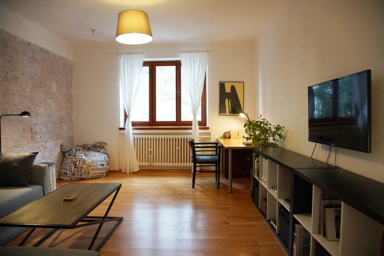 APARTMÁN V ZAHRADĚ PRAHA TROJA - APARTMENT IN THE GARDEN PRAGUE Troja Praga Exterior foto